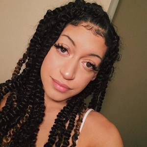 Meet your Posher, Lillee